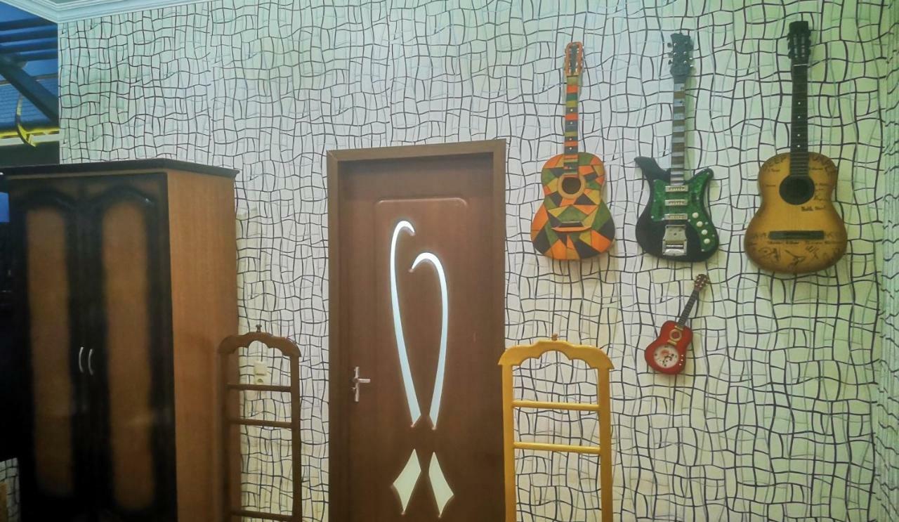 Hostel Sadu Кутаиси Екстериор снимка